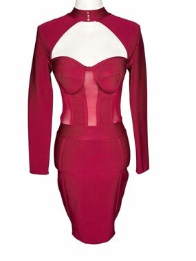 Miss circle Burgundy Long-Sleeve Cutout Bodycon Dress Size M